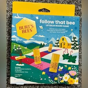 Burt’s Bees Lip Balm Board Game 5 Mini Lip Balm Set